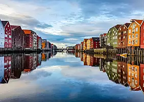 turistipercaso The,Harbor,And,City,Of,Trondheim,In,Norway