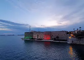 turistipercaso CASTELLO_ARAGONESE
