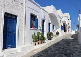 turistipercaso Chora_Schinoussa
