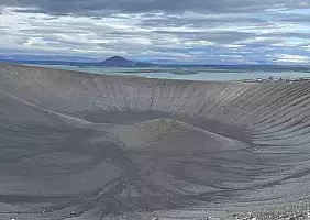 turistipercaso Hverfjall_volcano