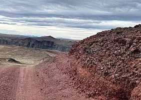 turistipercaso Red_road_near_Dettifoss
