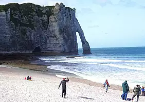 turistipercaso etretat_normandia_ok