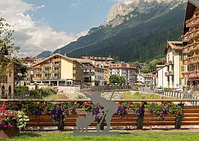 turistipercaso Summer,View,On,Moena,Village,In,Valley,Di,Fassa,,Trentina,