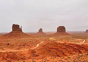 turistipercaso monument_valley
