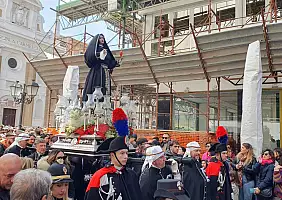 turistipercaso processione_Maria_Immacolata