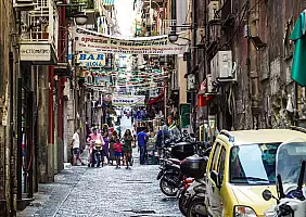 turistipercaso quartieri spagnoli_775942051