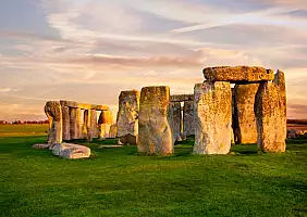 turistipercaso stonehenge_1291944088