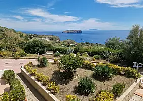 turistipercaso ventotene panorama_2460209657