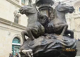 turistipercaso 11_i_cavali_di_Santiago