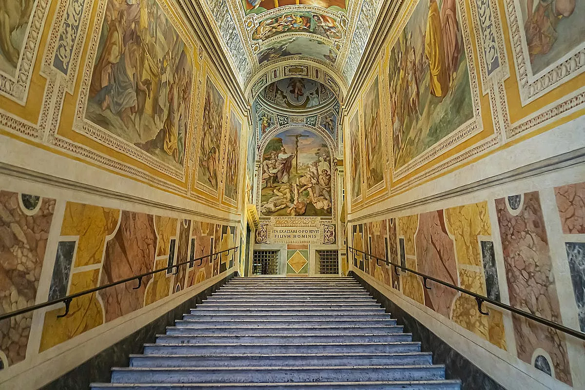 scala santa in italia