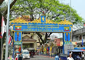 turistipercaso Tachileik_1352546939