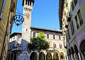 turistipercaso Palazzo Civico Municipality Bellinzona, Switzerland