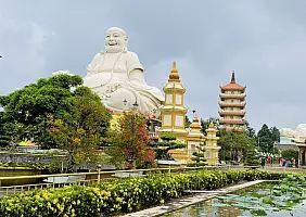 turistipercaso Vinh_Trang_Pagoda