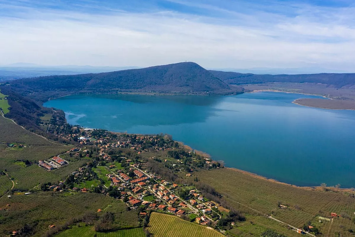 Da questo balcone panoramico del Lazio si vede mezzo mondo: ti lascerà a bocca aperta