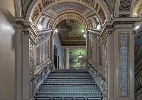 turistipercaso Architecture design of Round ceiling and Ceramic staircase decoration at The Victoria and...