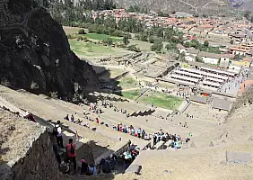 turistipercaso ollantaytambo_min