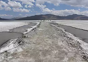 turistipercaso saline_a_arequipa_min