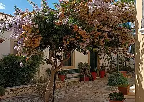 turistipercaso Monastero_di_Paleokastritsa