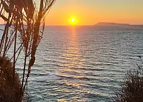 turistipercaso Sunset_from_Cape_Drastis
