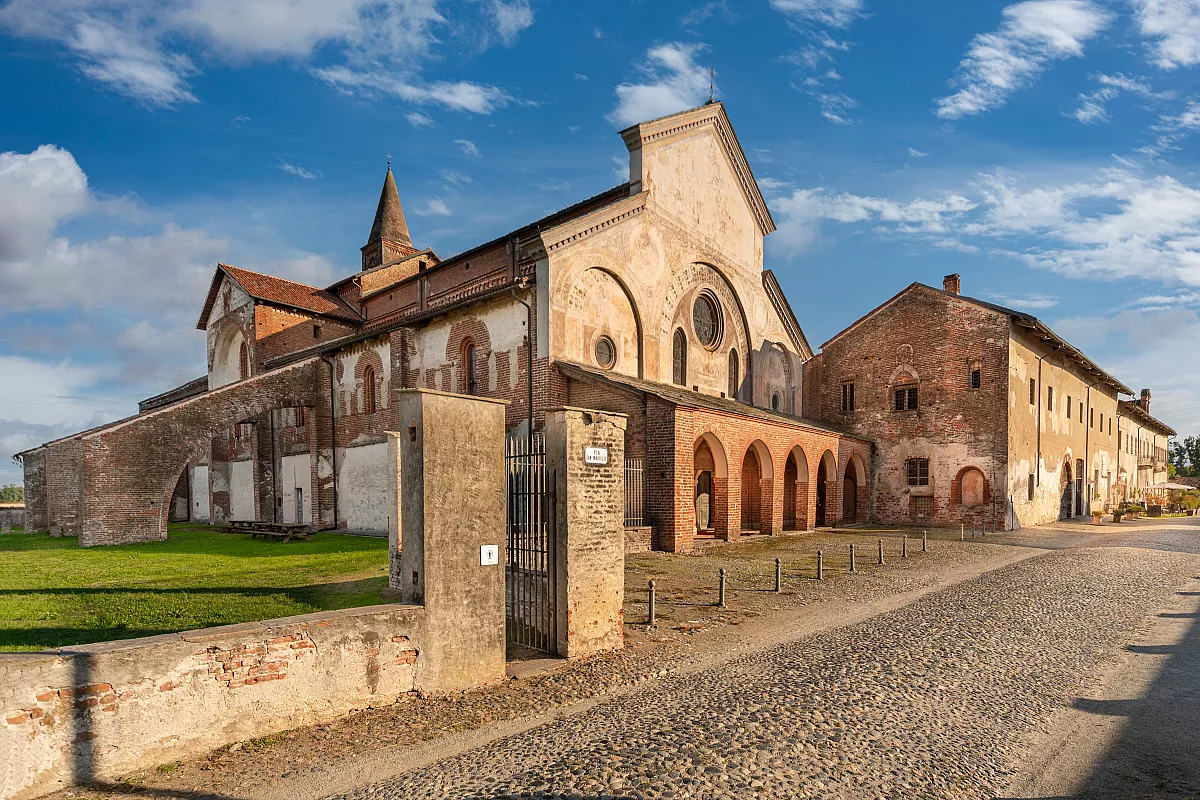 abbazia santa maria di staffarda
