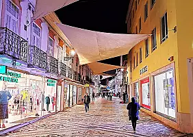turistipercaso 009_faro_centro_storico_by_night_4_