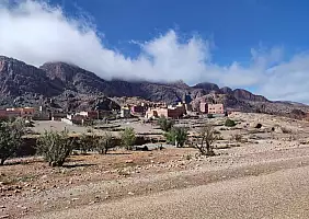 turistipercaso 8_Strada_verso_Ighir_Ifran