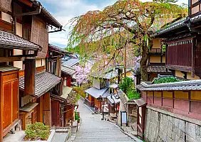 turistipercaso Destination_Kyoto_Old_streets_in_Kyoto