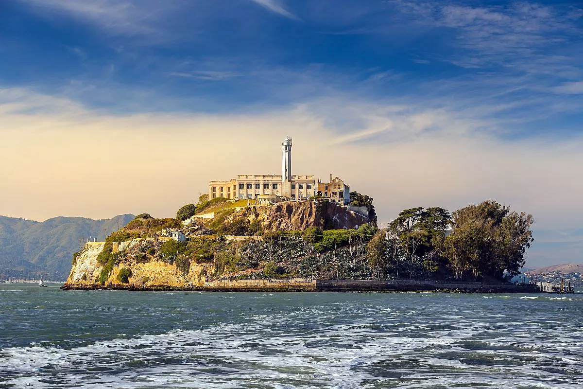 trump-riapre-alcatraz
