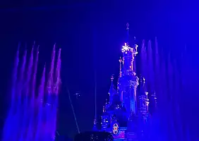 turistipercaso Disneyland_Parigi