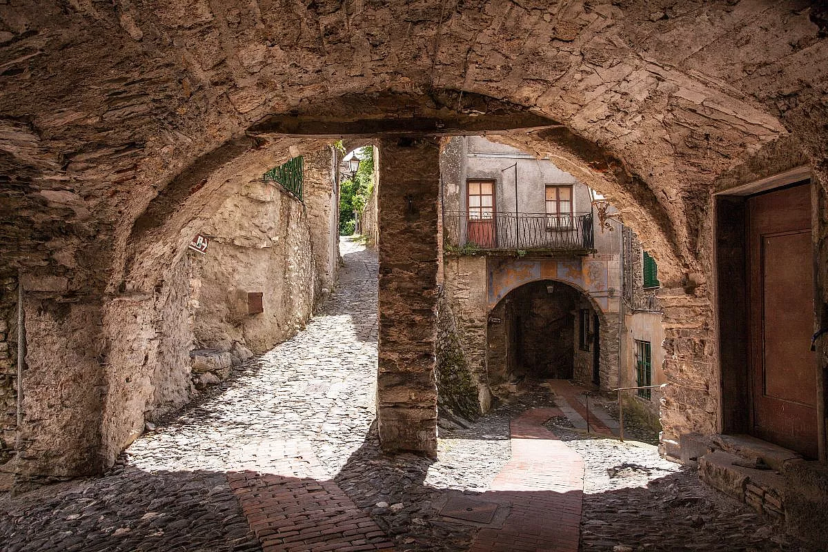 borgo-triora-imperia-liguria
