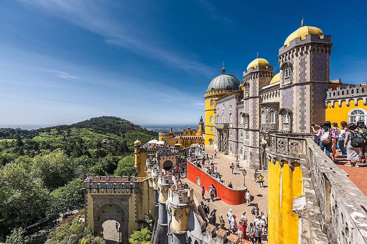 palazzo-di-sintra-portogallo