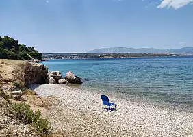 turistipercaso 10_Spiaggia_vicina_a_Corinto
