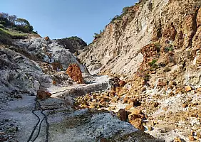 turistipercaso 12_Sousaki_volcano