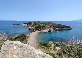 turistipercaso 4_Spiaggia_di_San_Basilio
