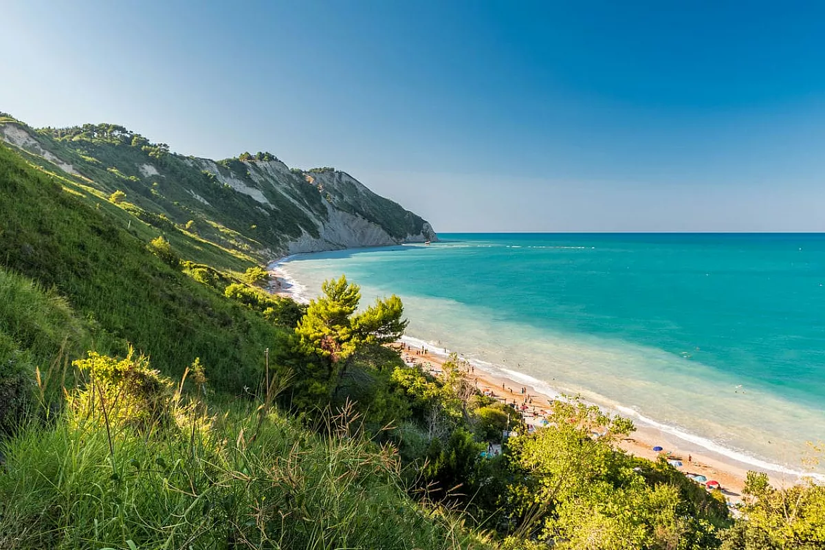 spiaggia di mezzavalle