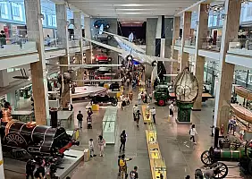turistipercaso Science Museum
