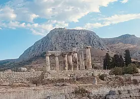 turistipercaso Antica_Corinto