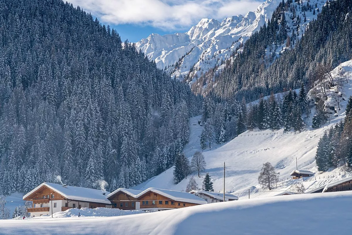 Dopo la passeggiata, i sapori di montagna tradizionali: ecco dove si trova la baita più bella dell’Alto Adige