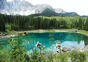 turistipercaso 1 - Copertina - Il lago di Carezza