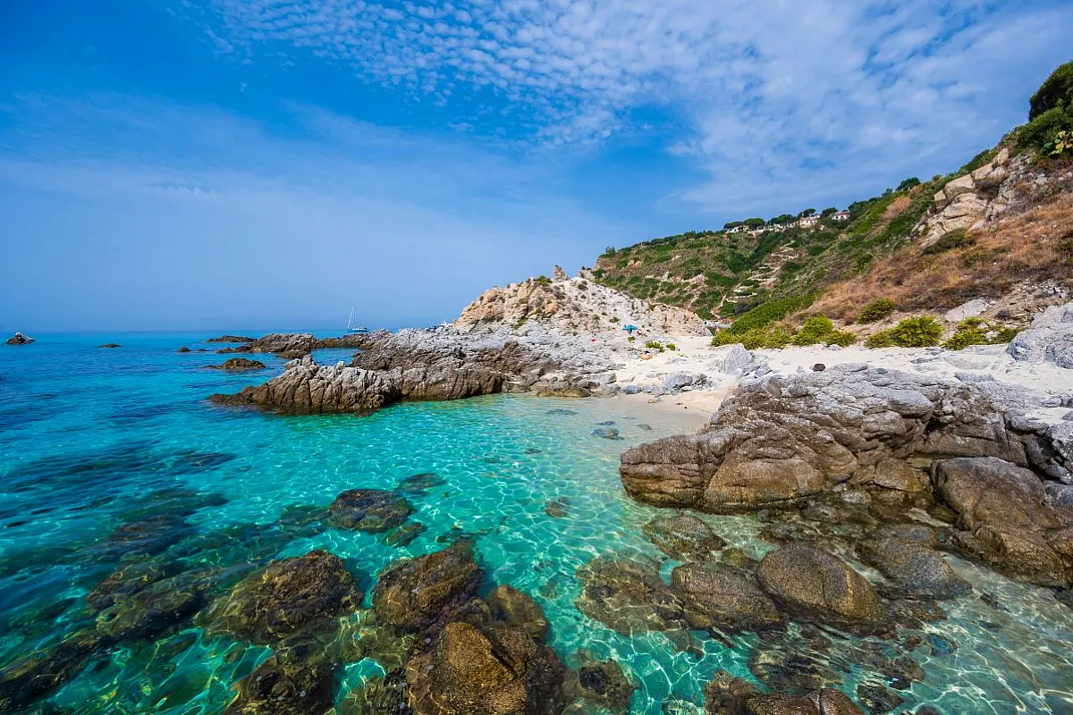 Grotticelle Capo Vaticano