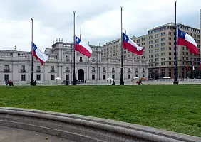 turistipercaso Plaza_de_la_Constituci_n_e_la_Moneda