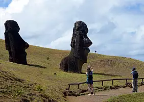 turistipercaso Rano_Raraku