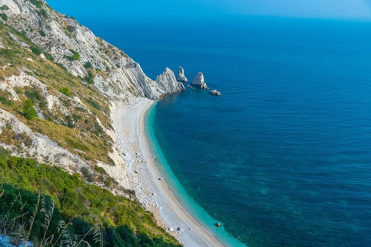 Il Monte Conero e la leggenda della Grotta degli Schiavi