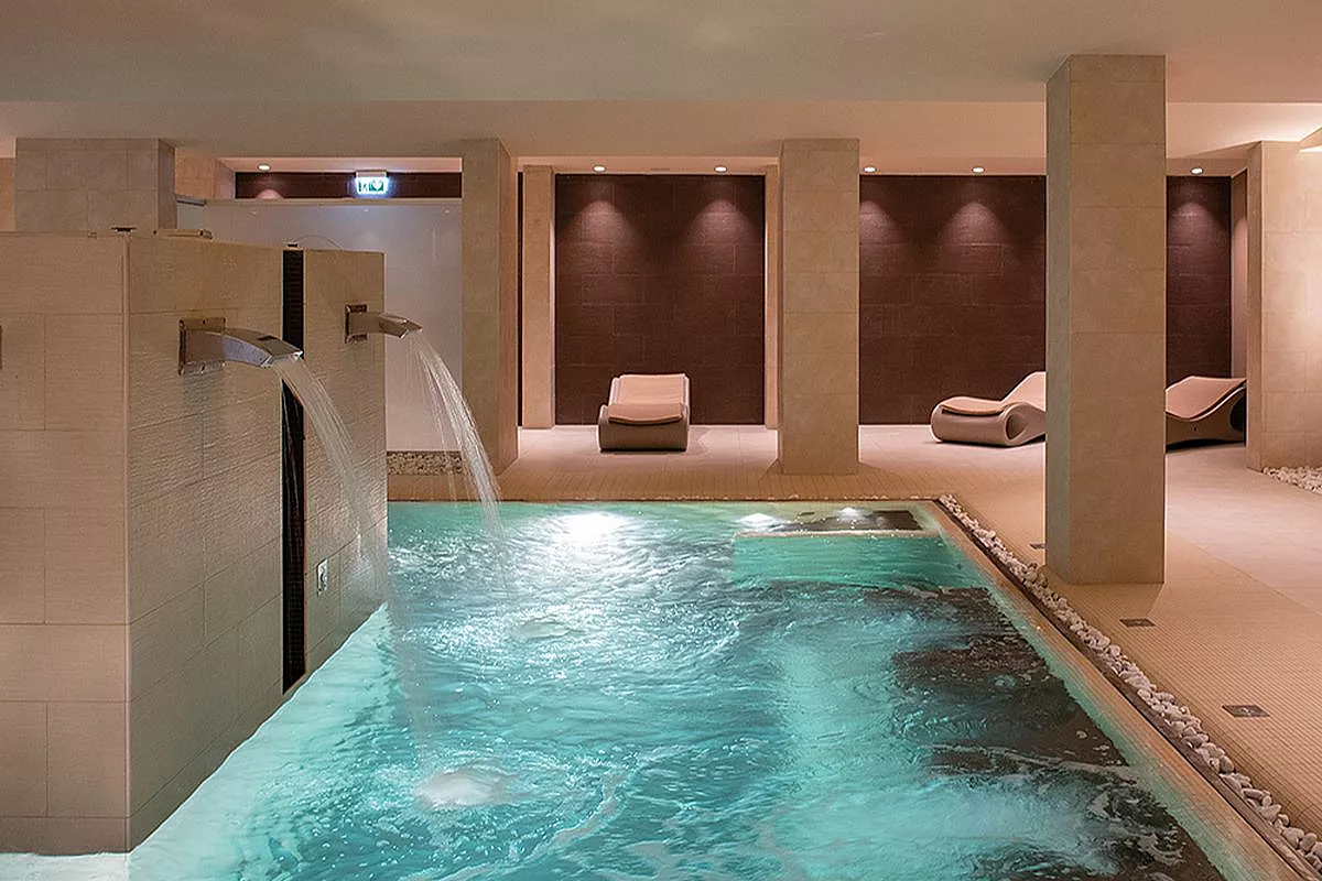 V SPA