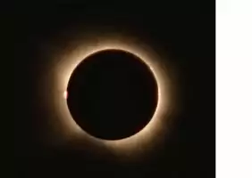 turistipercaso eclissi_con_filtro