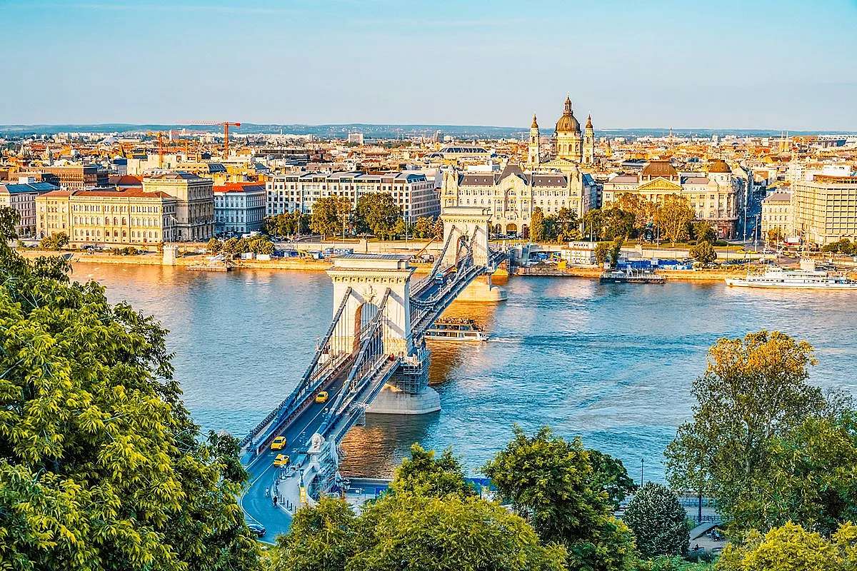 Tre giorni a Budapest bastano per innamorarsi: terme, Danubio e quartieri da girare a piedi