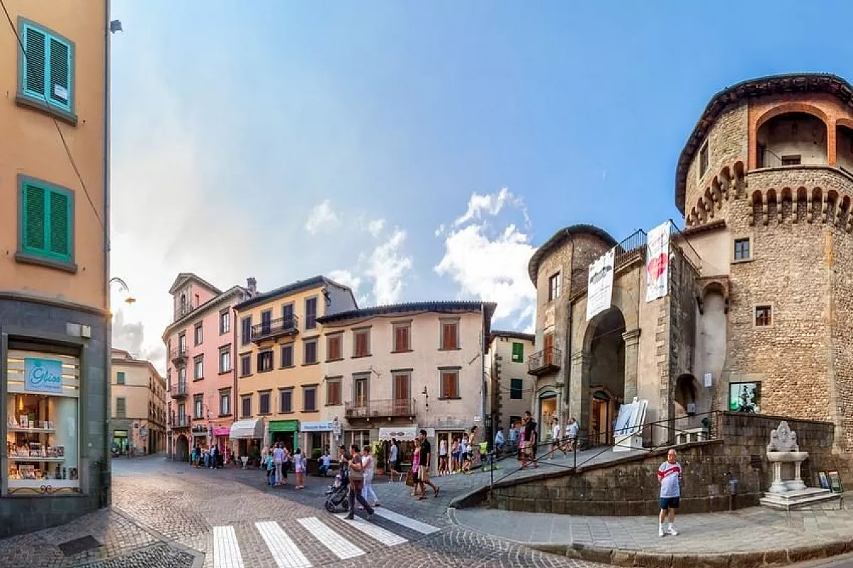 TG del Turismo: notizie dalla Garfagnana, dal Casentino e dal Nepal