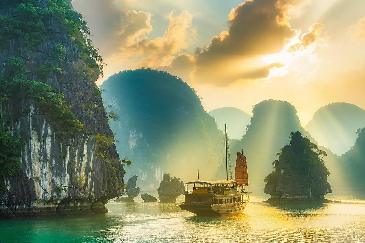 Baia Ha Long