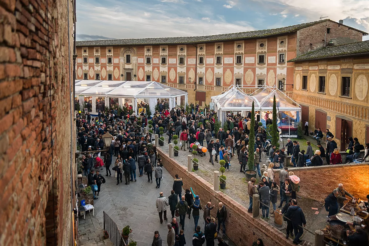 TG del Turismo: notizie da San Miniato, Umbria e Romania